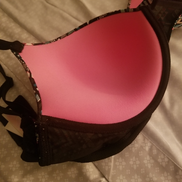 Pink by Victoria's Secret Push-Up Bra - Picture 8 of 8